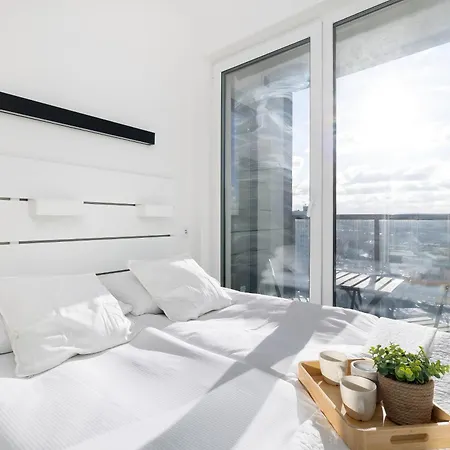 Mogilska With Parking Near Tauron Arena By Renters קרקוב