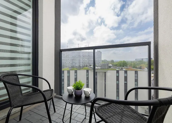 Mogilska With Parking Near Tauron Arena By Renters דירה