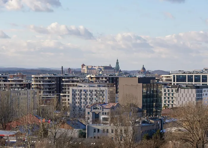 Mogilska With Parking Near Tauron Arena By Renters דירה