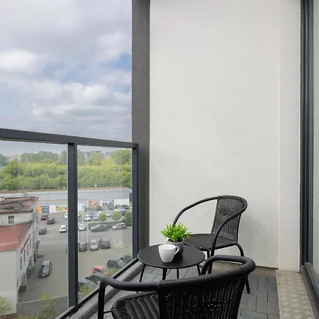 Mogilska With Parking Near Tauron Arena By Renters Apartment *