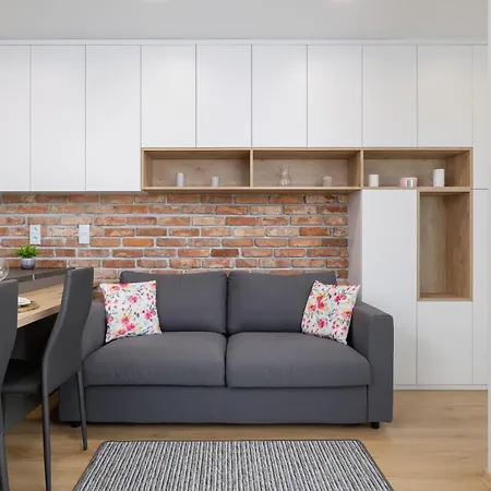 Mogilska With Parking Near Tauron Arena By Renters * Krakow