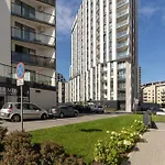 Mogilska With Parking Near Tauron Arena By Renters Lejlighed